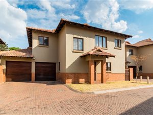 3 Bed Cluster in Carlswald North Estate