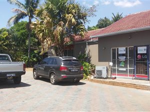 244 m² Office Space in Annlin