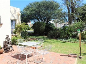 2 Bed House in Rietvalleirand