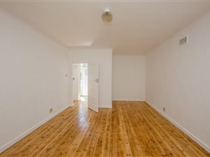 2 Bed Apartment in Rosebank