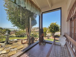 3 Bed House in Hartenbos Heuwels
