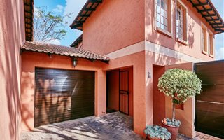 3 Bedroom Townhouse in Sterrewag