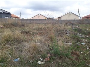 504 m² Land available in Golden Gardens