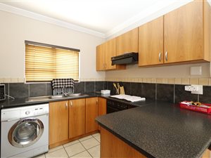 2 Bed Apartment in Dormehlsdrift