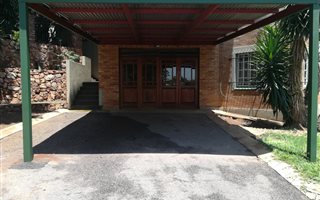 2 Bedroom Garden Cottage in Ninapark
