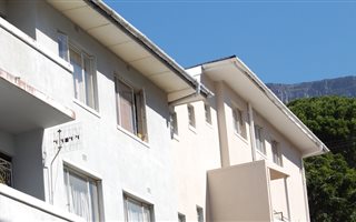 1 Bedroom Apartment in Vredehoek