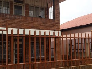 2 Bed Apartment in Kenilworth