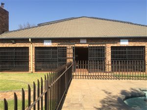 2 Bed Apartment in Rand Collieries