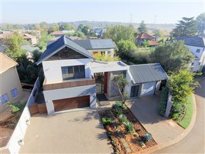 4 Bed House in Zwartkop Golf Estate