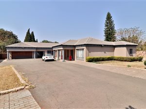 4 Bed House in Eldorette