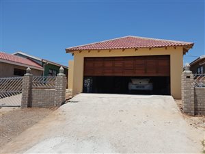2 Bedroom House in Zwide