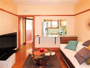 1.5 Bed Apartment in Essenwood