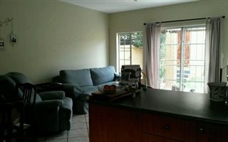 2 Bedroom Duplex in Pretorius Park