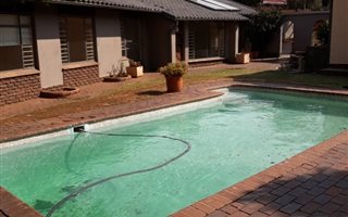 4 Bedroom House in Glenanda