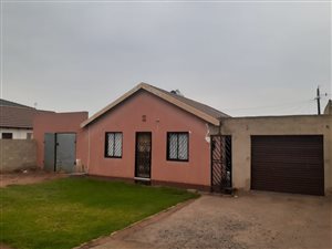 2 Bed House in Lenasia