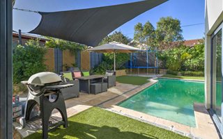 7 Bedroom House in Golden Acre