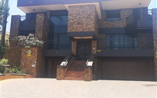 5 Bedroom House in Laudium