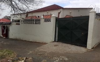 3 Bedroom House in Bertrams