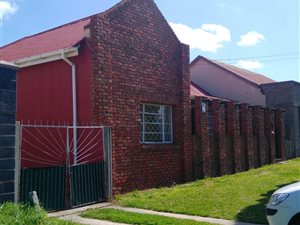 5 Bedroom House in Sidwell