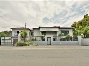 Commercial space in Oakdene
