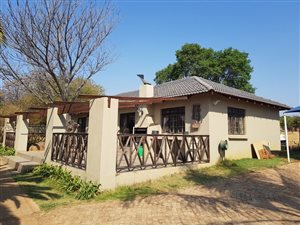 2.2 ha Farm in Strydfontein and surrounds