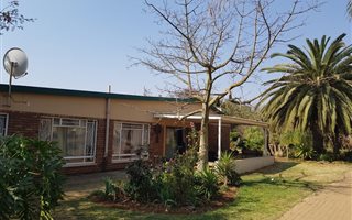 2.2 ha Farm in Strydfontein and surrounds