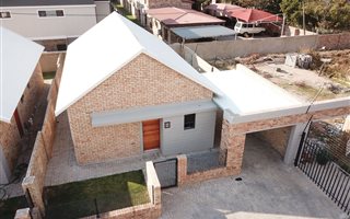 3 Bedroom Cluster in Die Bult