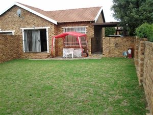 1 Bed Townhouse in Honeydew Ridge