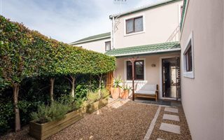 2 Bedroom House in Heritage Park