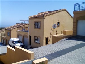 3 Bedroom Townhouse in Sunny Ridge