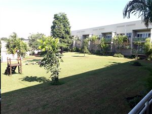 3 Bed Apartment in Fairview