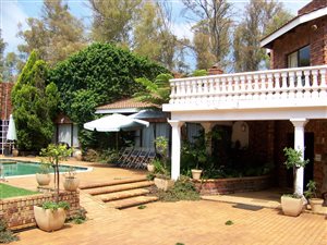 25.6 ha Farm in Krugersdorp Central