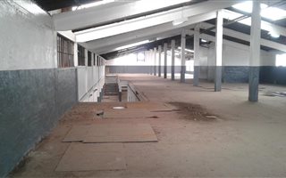1800 m² Commercial space in Alrode