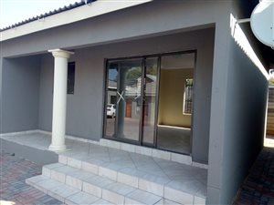 2 Bed Apartment in Silverton