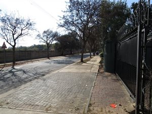 1339 m² Land available in Sunnyside