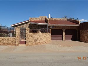 4 Bed House in West End