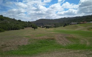 740 m² Land available in Hersham
