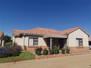 3 Bed House in Hazeldean (Silverlakes Surroundings)
