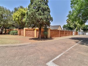3 Bed House in Sunward Park