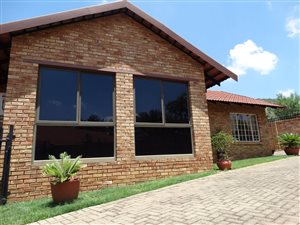 2 Bed House in Safari Gardens