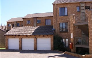 2 Bedroom Simplex in Olympus