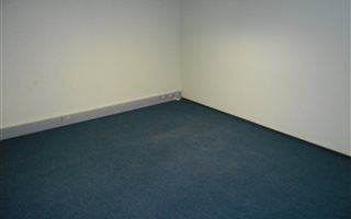 125 m² Office Space in Bendor