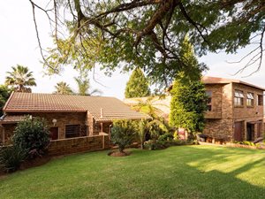 4 Bedroom House in Wilro Park