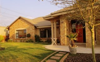 3 Bedroom House in Rietvlei Ridge Country Estate