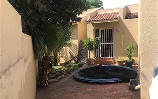 3 Bedroom Cluster in Sunninghill