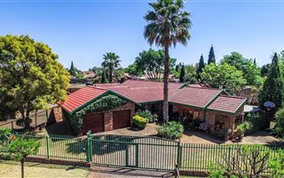 3 Bedroom House in Zwartkop