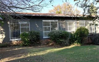 3 Bedroom House in Glenvista