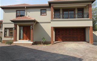 3 Bedroom Cluster in Fairland