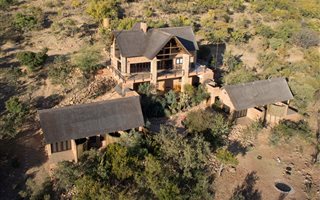 4 Bedroom House in Mabalingwe