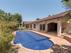 4 Bedroom House in Durbanville Hills